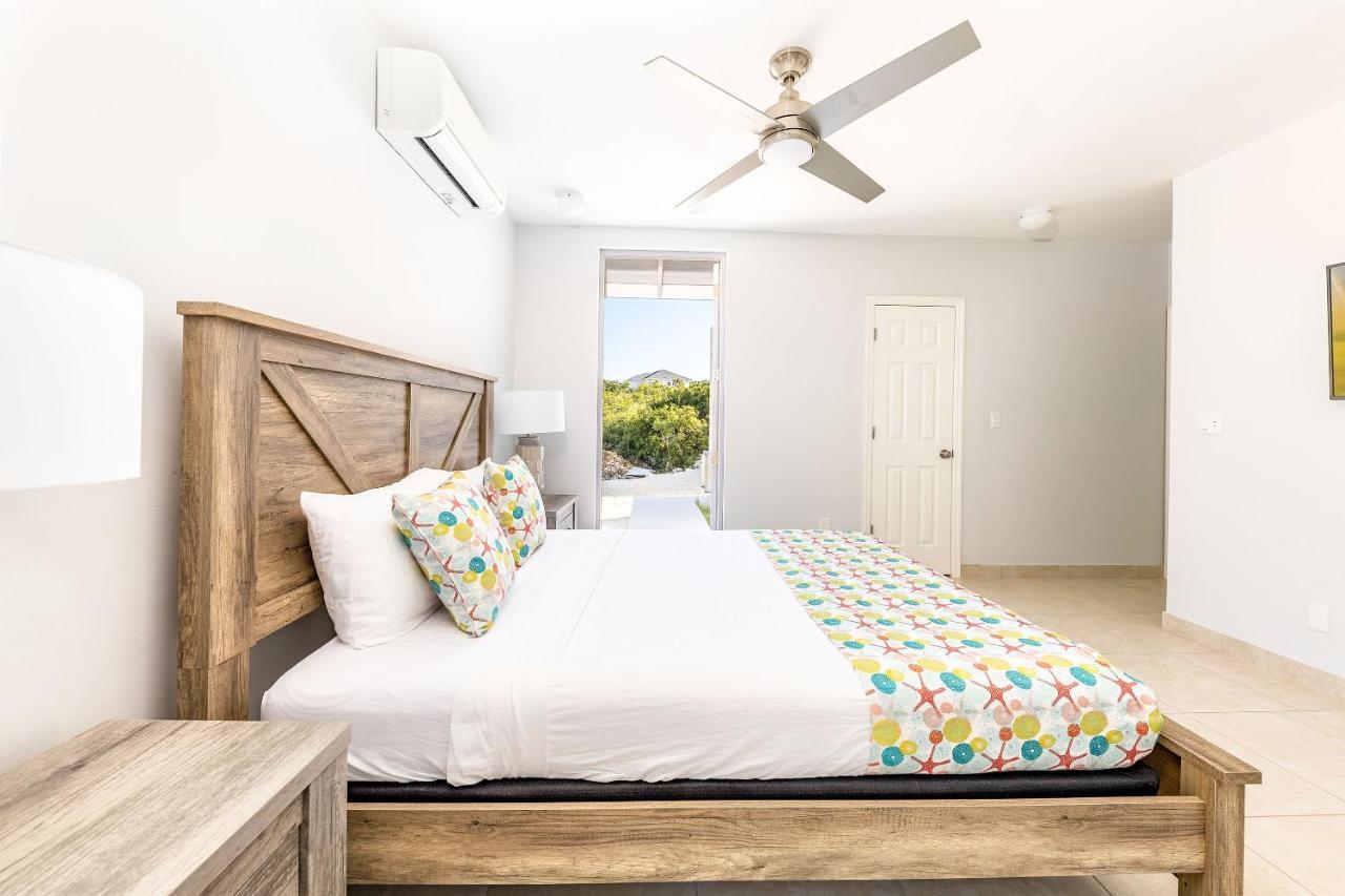 New Tropical Waterfront Cooper Jack Bay Villas Five Cays Settlement Dış mekan fotoğraf